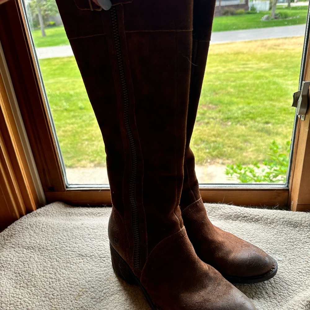 Born boots